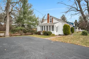 316 Pine Rd, Mount Holly Springs, PA 17065 - Photo 3