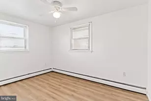 100 B St, Carlisle, PA 17015 - Photo 9