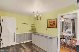 1400 Lowther Rd, Camp Hill, PA 17011 - Photo 7