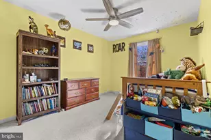 15 Pine Ridge Cir, Enola, PA 17025 - Photo 19
