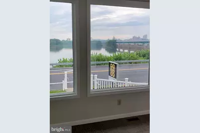 510 N Front Street, Lemoyne, PA 17043 - Photo 3