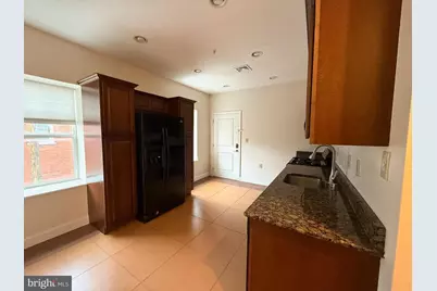 1 E Main Street #APT 1, Mechanicsburg, PA 17055 - Photo 17