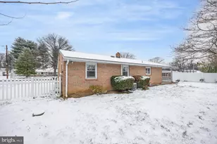 7 Oakwood Cir, Camp Hill, PA 17011 - Photo 25