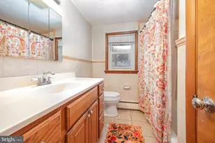 7 Oakwood Cir, Camp Hill, PA 17011 - Photo 19