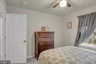 339 Melbourne Ln, Mechanicsburg, PA 17055 - Photo 21