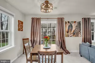 339 Melbourne Ln, Mechanicsburg, PA 17055 - Photo 9