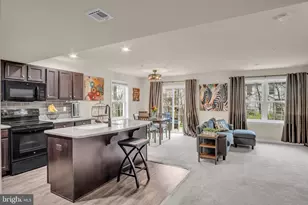 339 Melbourne Ln, Mechanicsburg, PA 17055 - Photo 5