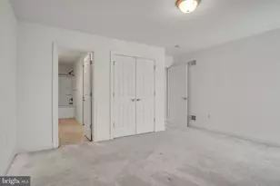 6 Jamestown Square, Mechanicsburg, PA 17050 - Photo 27