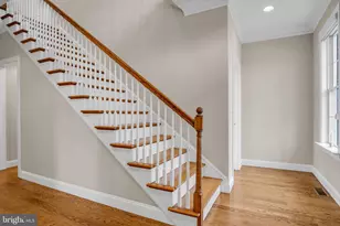 6 Jamestown Square, Mechanicsburg, PA 17050 - Photo 11