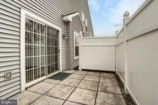 87 Courtyard Dr, Carlisle, PA 17013 - Photo 5