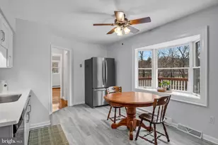 2125 Douglas Dr, Carlisle, PA 17013 - Photo 9