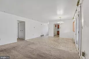 7131 Salem Park Cir, Mechanicsburg, PA 17050 - Photo 9