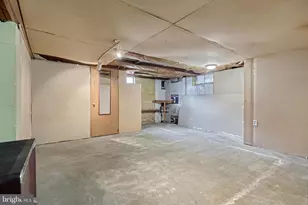 548 D St, Carlisle, PA 17013 - Photo 33