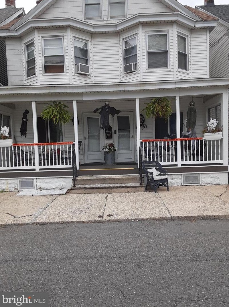68 Fell St, Summit Hill PA  18250-1203 exterior