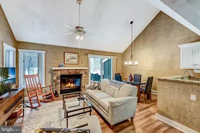 42 Alpine, Lake Harmony, PA 18624 - Photo 3