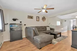 24 W Garibaldi Ave, Nesquehoning, PA 18240 - Photo 9