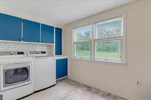 2530 Mahoning Dr W, Lehighton, PA 18235 - Photo 41