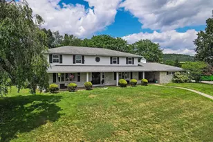 2530 Mahoning Dr W, Lehighton, PA 18235 - Photo 3