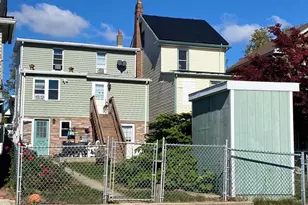 207 - 209 E McMurtrie St, Summit Hill, PA 18250 - Photo 7