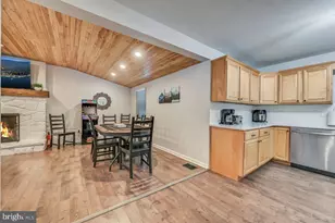 12 Hickory Rd, Lake Harmony, PA 18624 - Photo 11