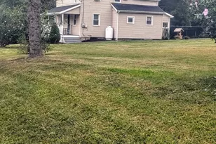 4 Nursery Rd, Berwick, PA 18603 - Photo 5