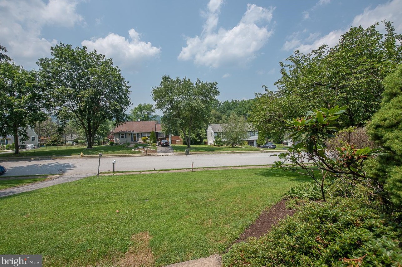 3312 Summit Ave, Downingtown PA  19335-2092 exterior