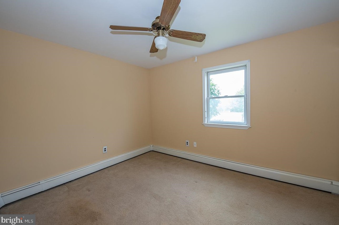 3312 Summit Ave, Downingtown PA  19335-2092 exterior