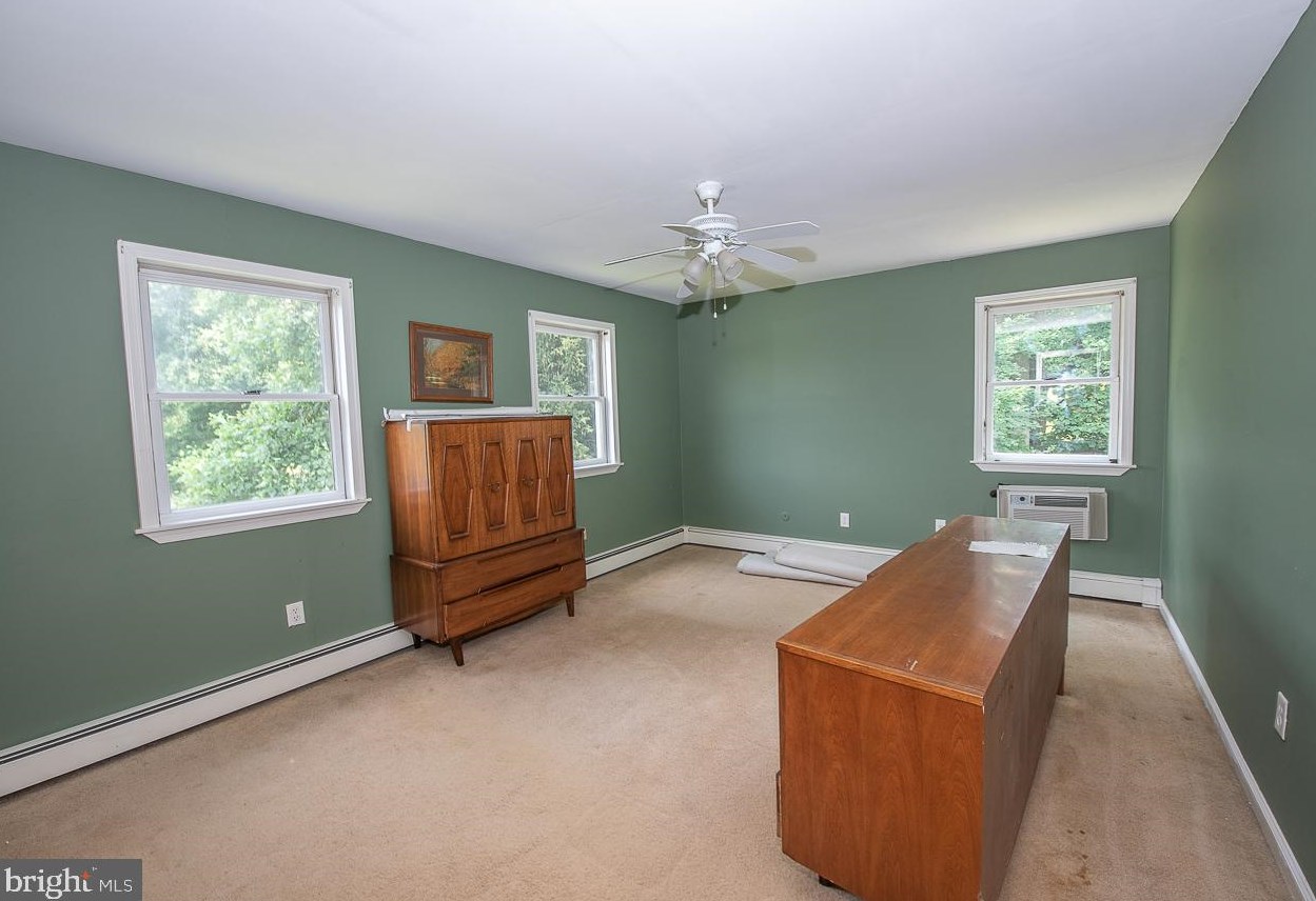 3312 Summit Ave, Downingtown PA  19335-2092 exterior