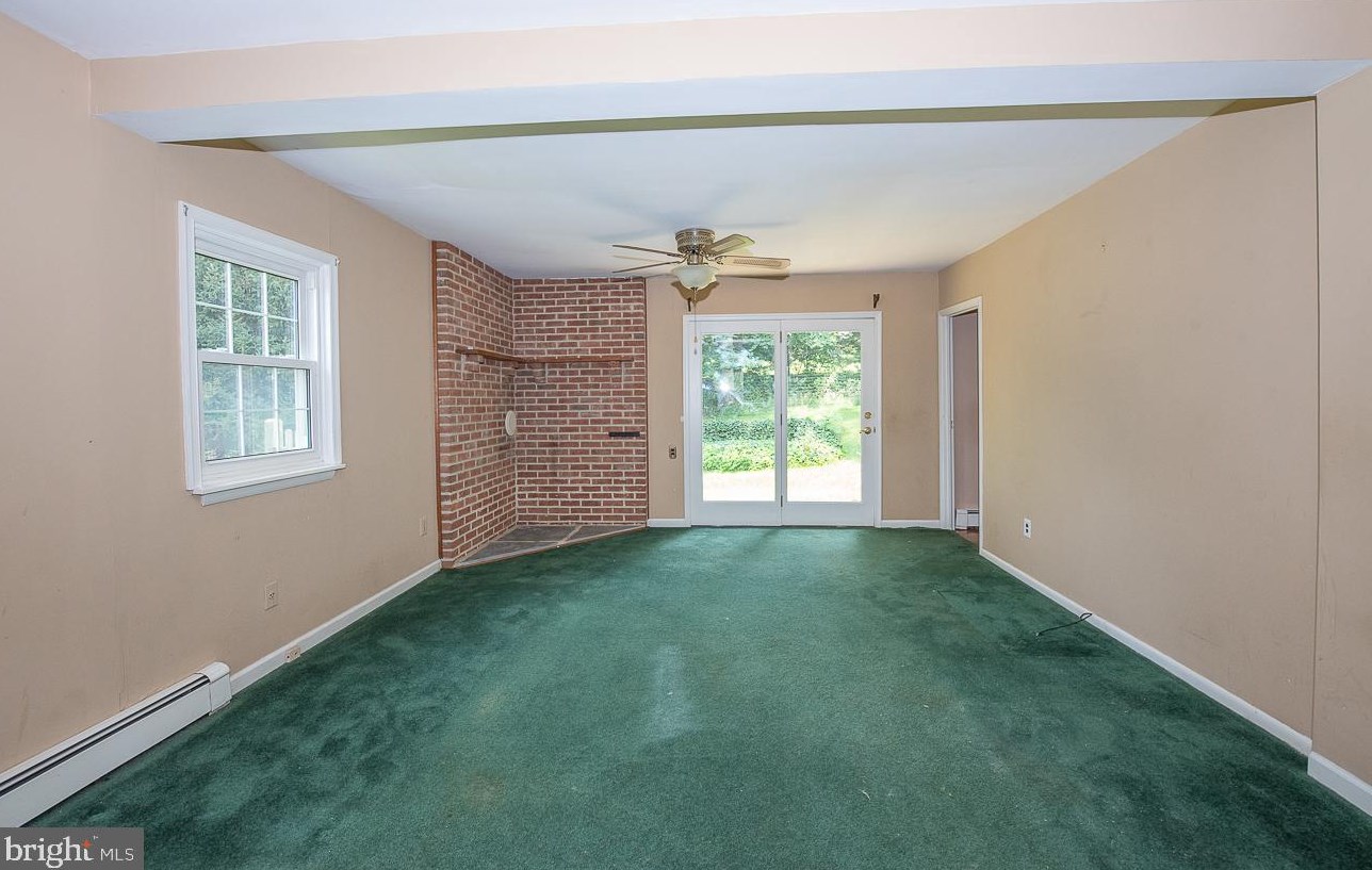 3312 Summit Ave, Downingtown PA  19335-2092 exterior