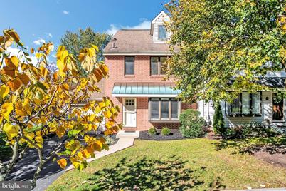 1 Foster Lane #R25 - Photo 1