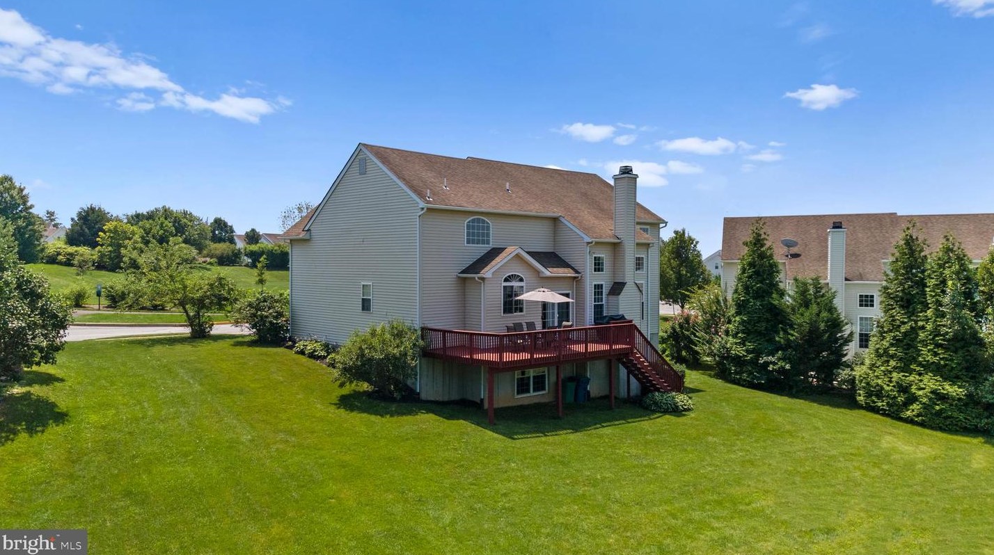 127 Watch Hill Rd, Coatesville PA  19320-3955 exterior