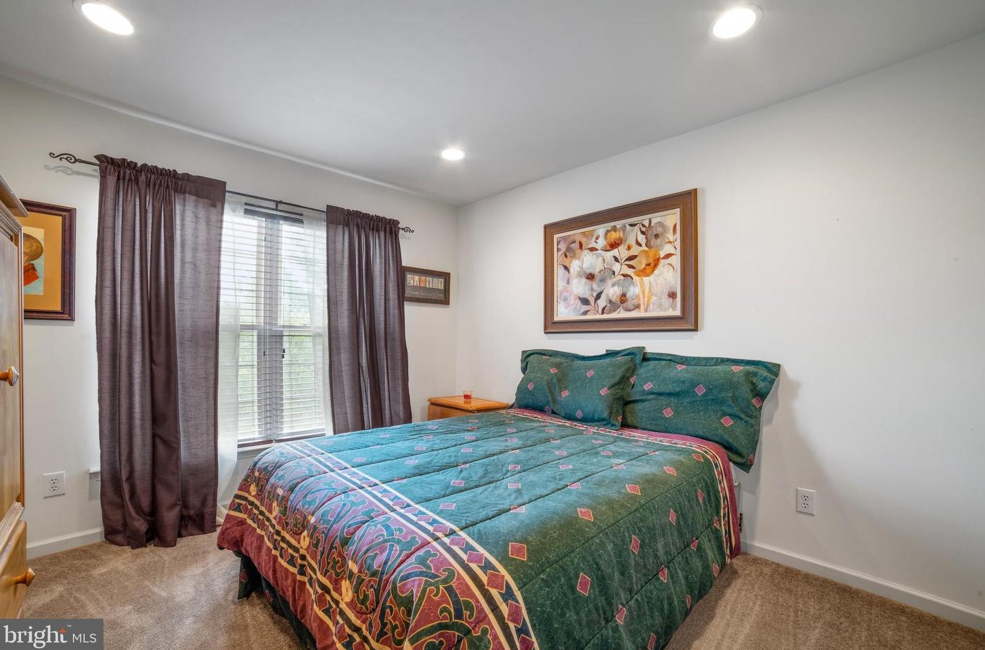 127 Watch Hill Rd, Coatesville PA  19320-3955 exterior