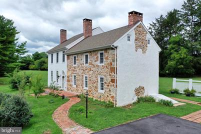 609 W Lincoln Highway - Photo 1