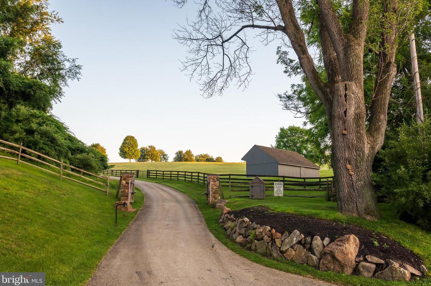 355 Fairview Rd, Romansville PA  19320-4445 exterior