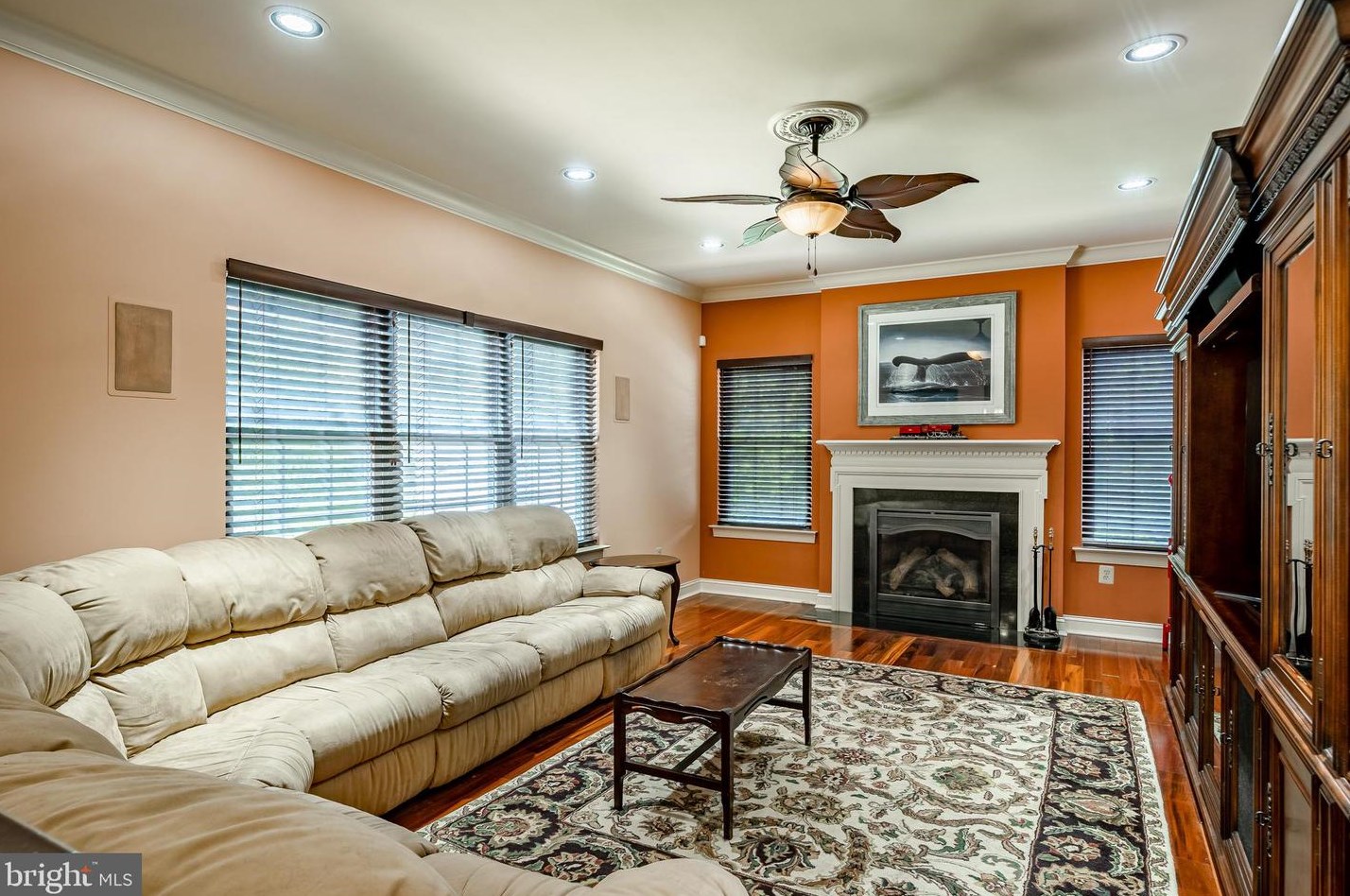 4 Avondale Cir, Exton PA 19341-2374 exterior