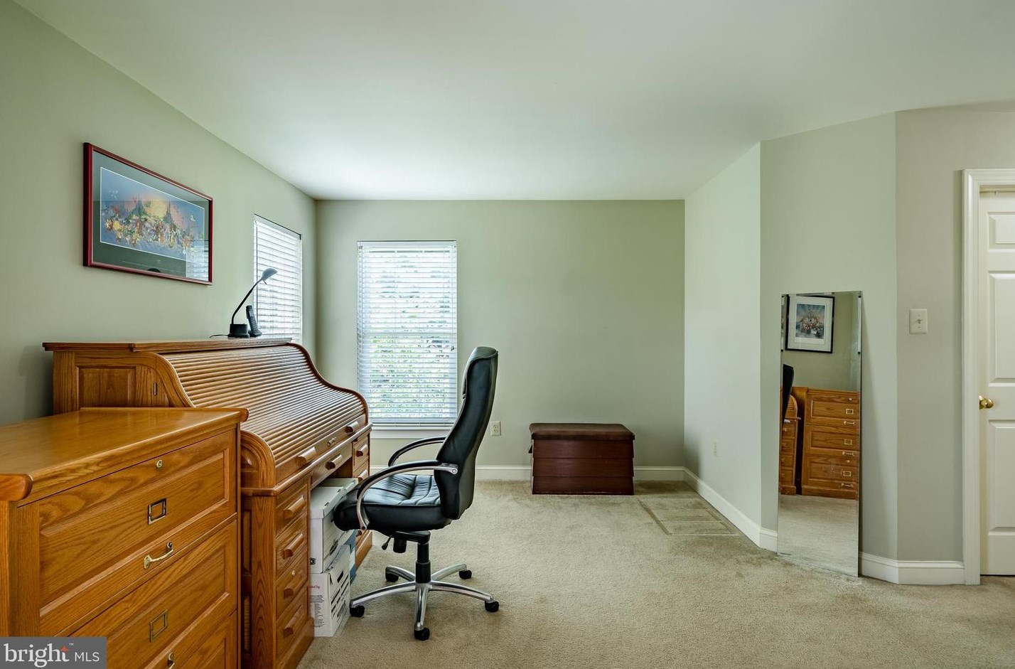 4 Avondale Cir, Exton PA 19341-2374 exterior