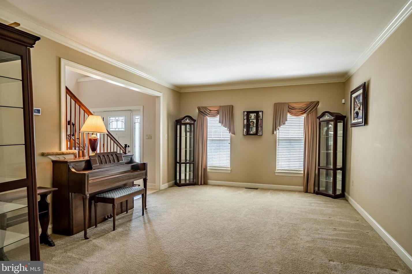 4 Avondale Cir, Exton PA 19341-2374 exterior