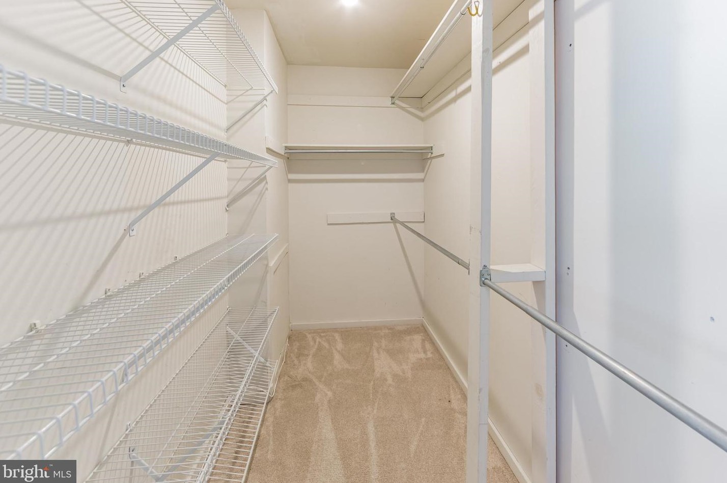 390 Lynetree Dr, West Chester PA 19380-1707 exterior