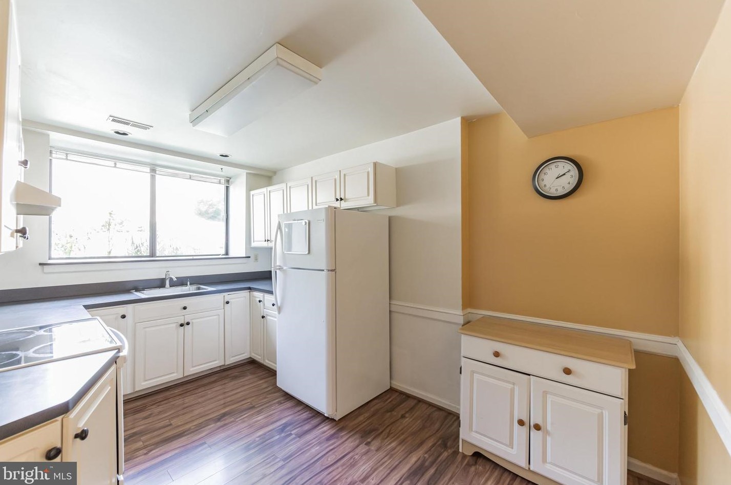 390 Lynetree Dr, West Chester PA 19380-1707 exterior