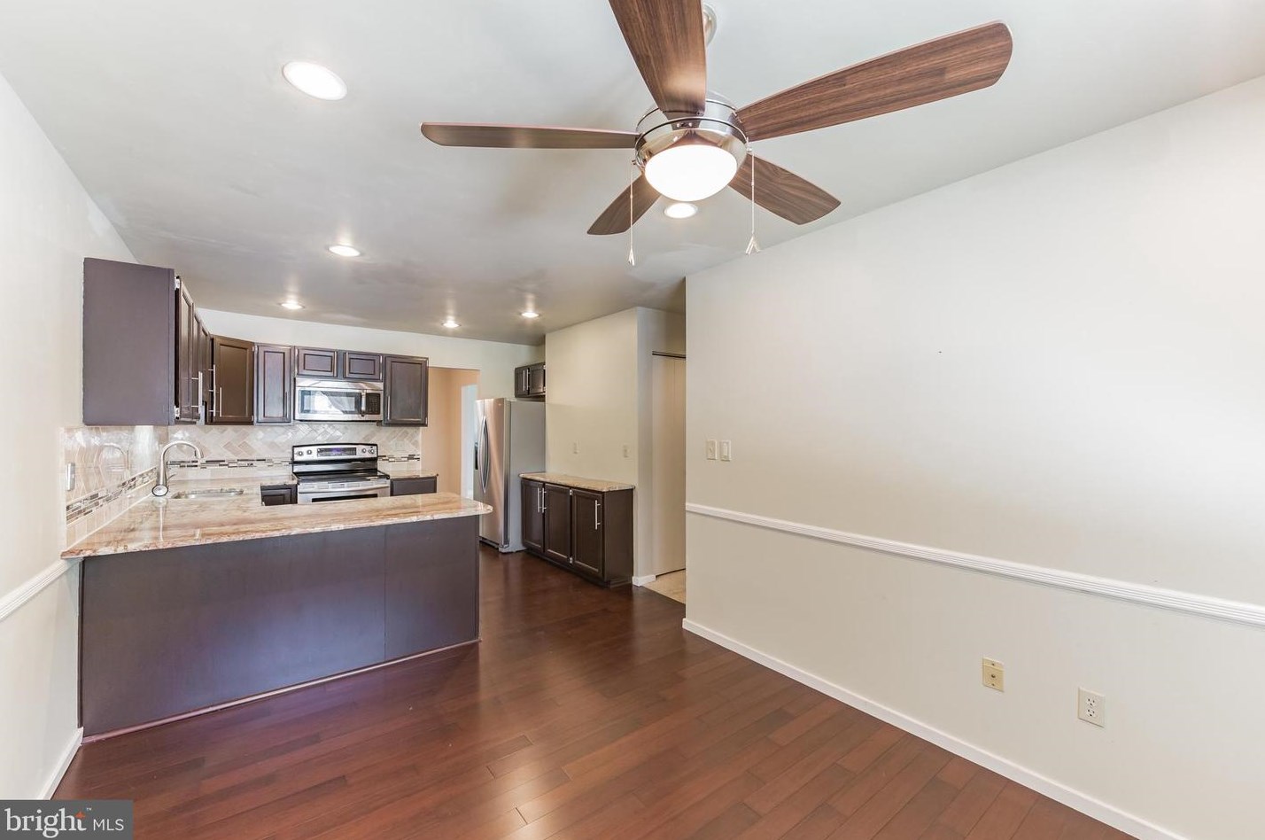 390 Lynetree Dr, West Chester PA 19380-1707 exterior