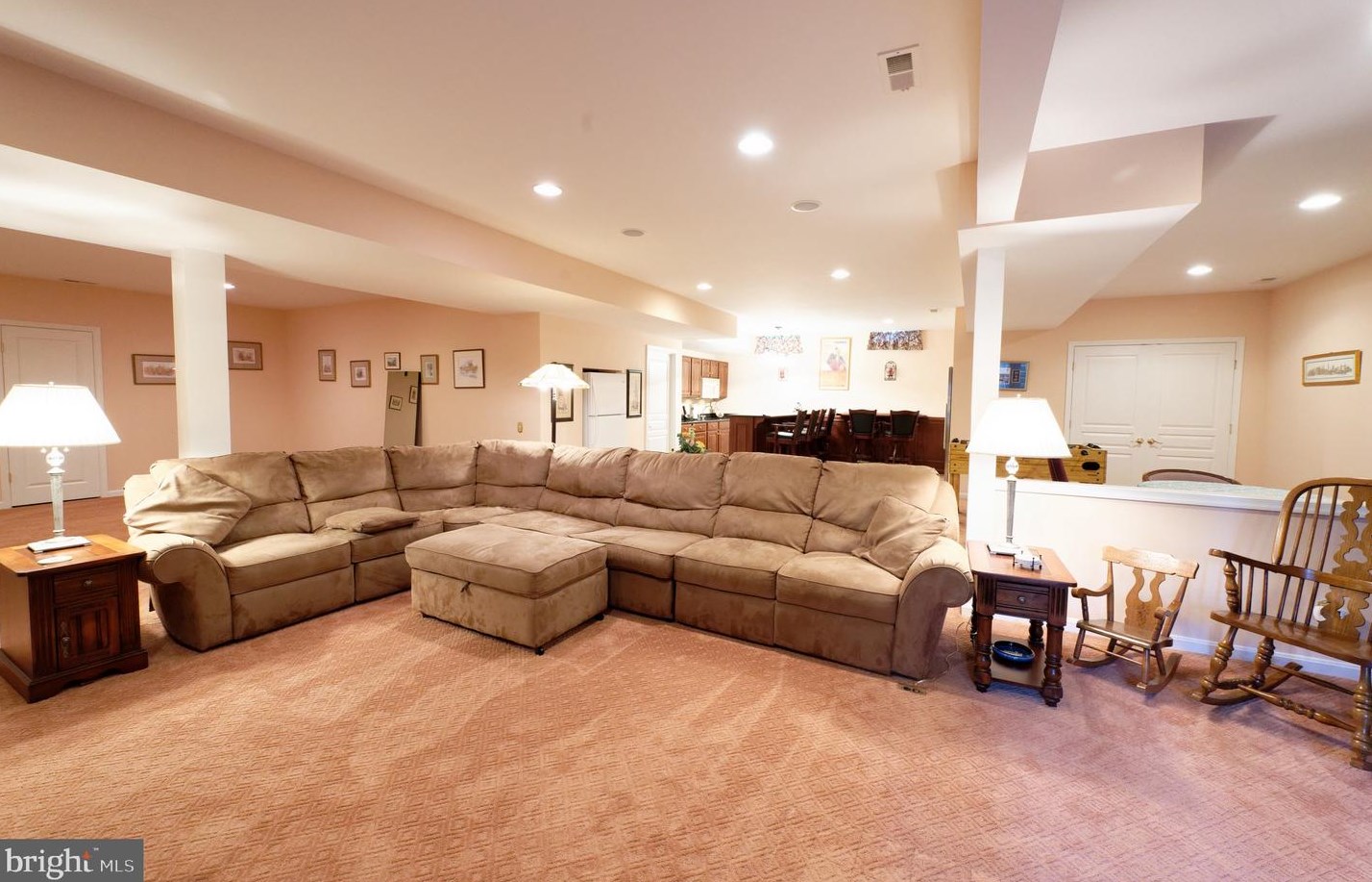 107 Applegate Dr, West Chester PA 19382-5587 exterior