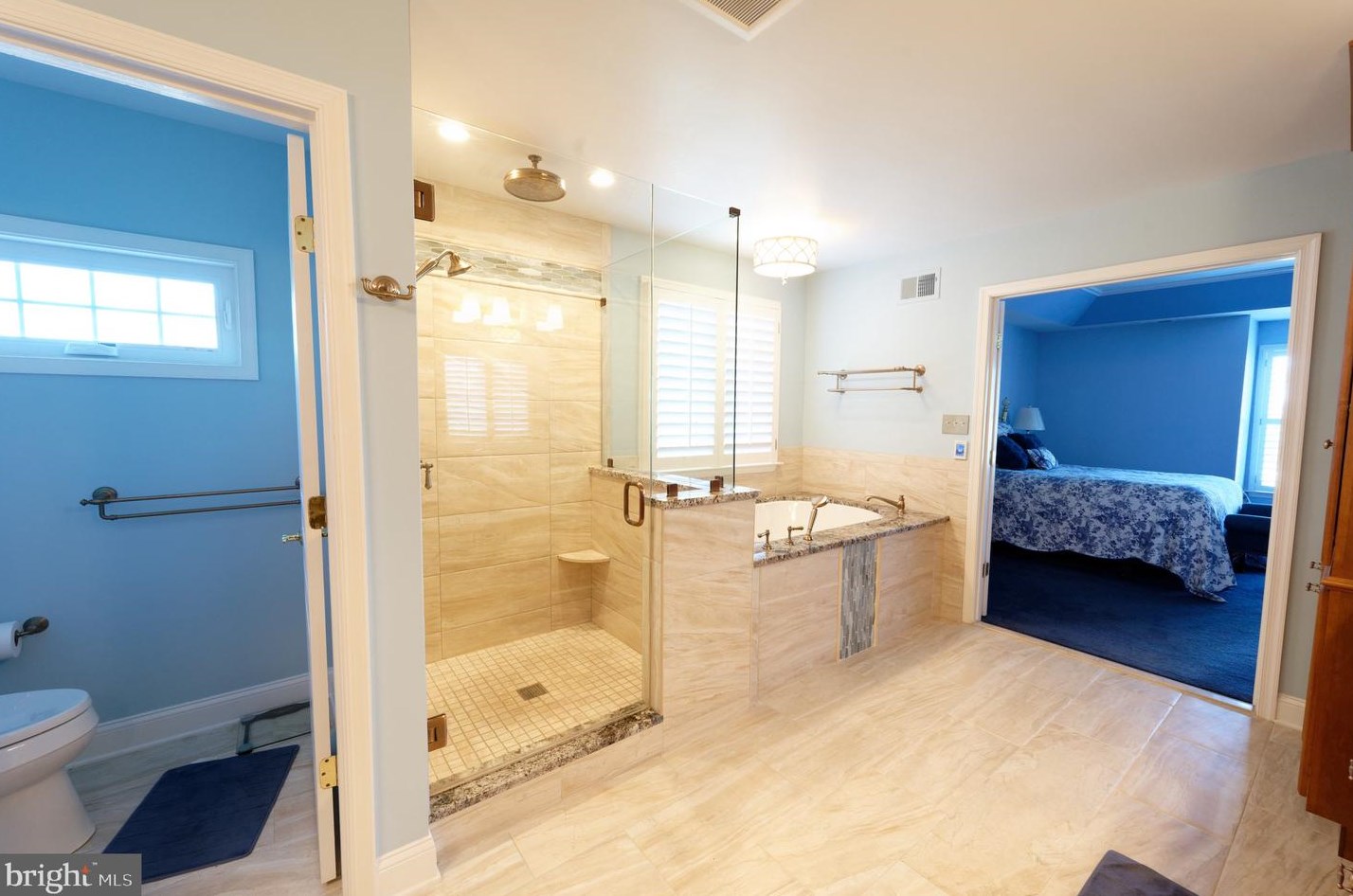 107 Applegate Dr, West Chester PA 19382-5587 exterior