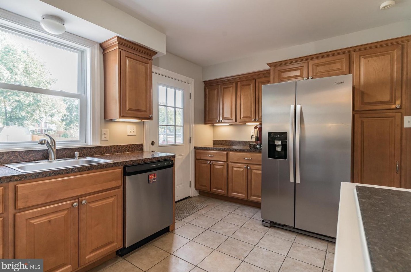 429 Broad St, Oxford PA 19363-1642 exterior