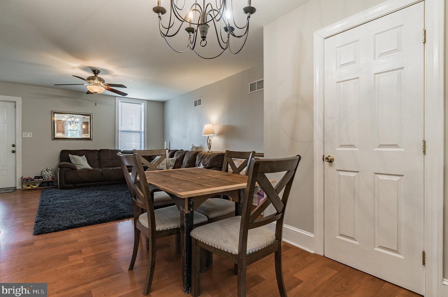 429 Broad St, Oxford PA 19363-1642 exterior