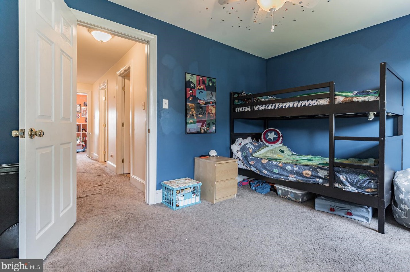 429 Broad St, Oxford PA 19363-1642 exterior