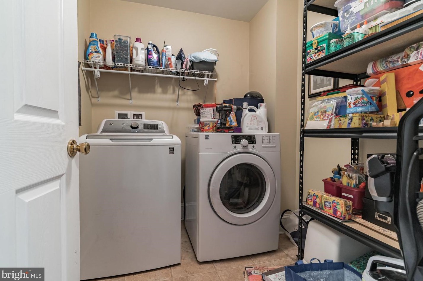 429 Broad St, Oxford PA 19363-1642 exterior