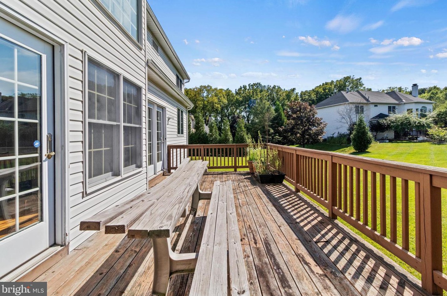 312 Landers Ct, Exton PA  19341-2354 exterior