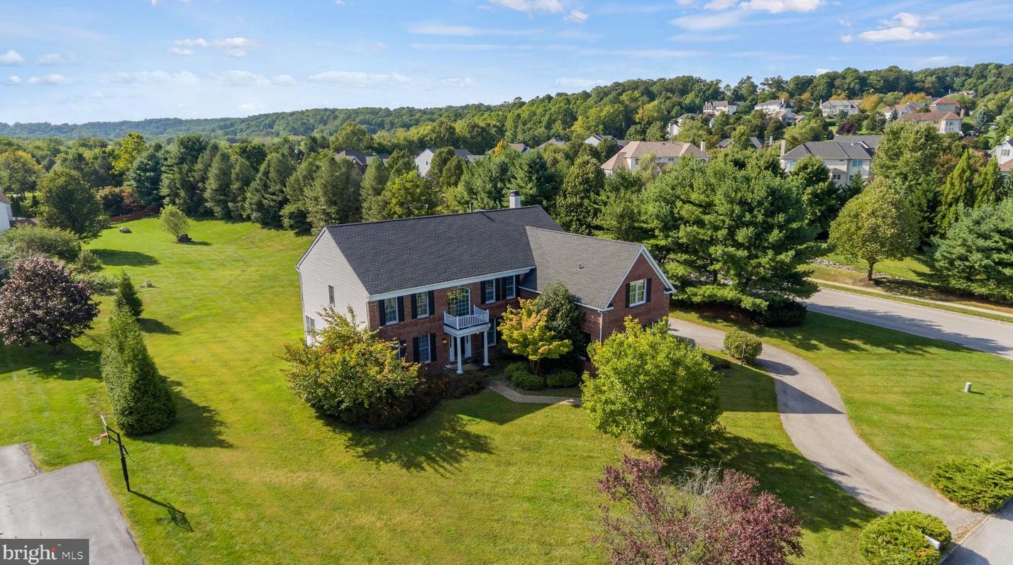 312 Landers Ct, Exton PA  19341-2354 exterior