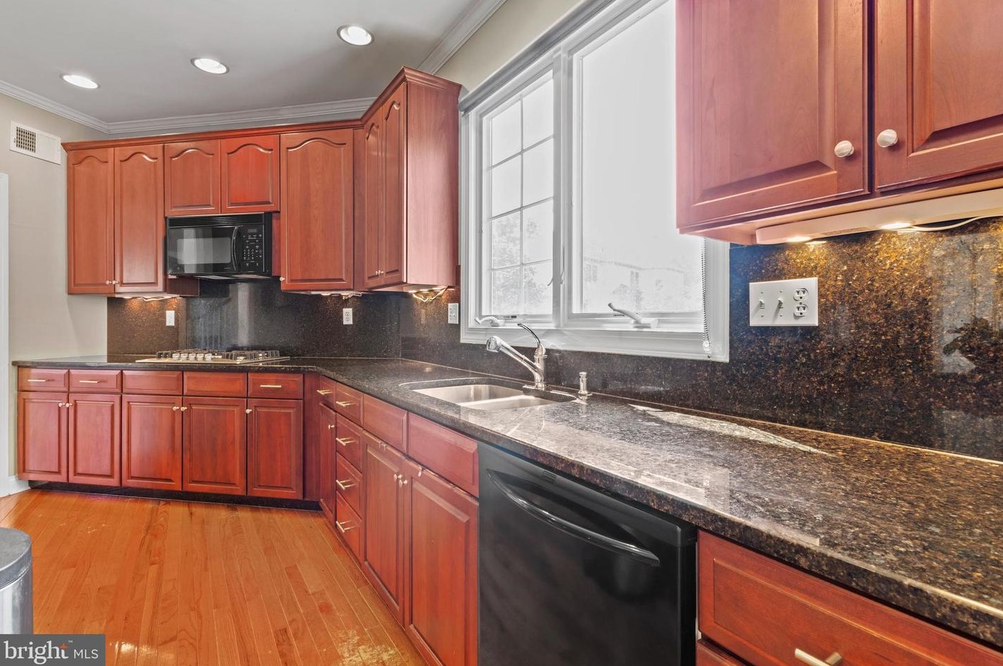 312 Landers Ct, Exton PA  19341-2354 exterior