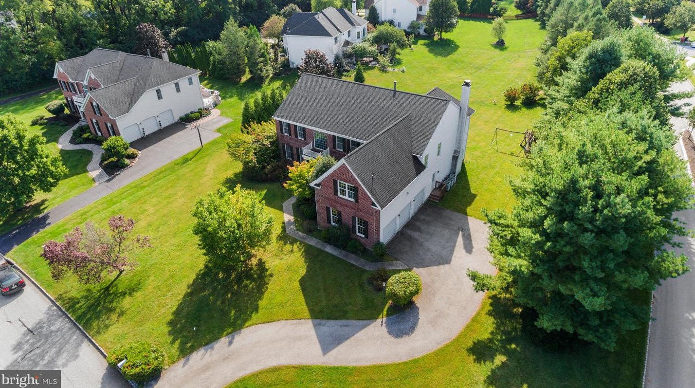 312 Landers Ct, Exton PA  19341-2354 exterior